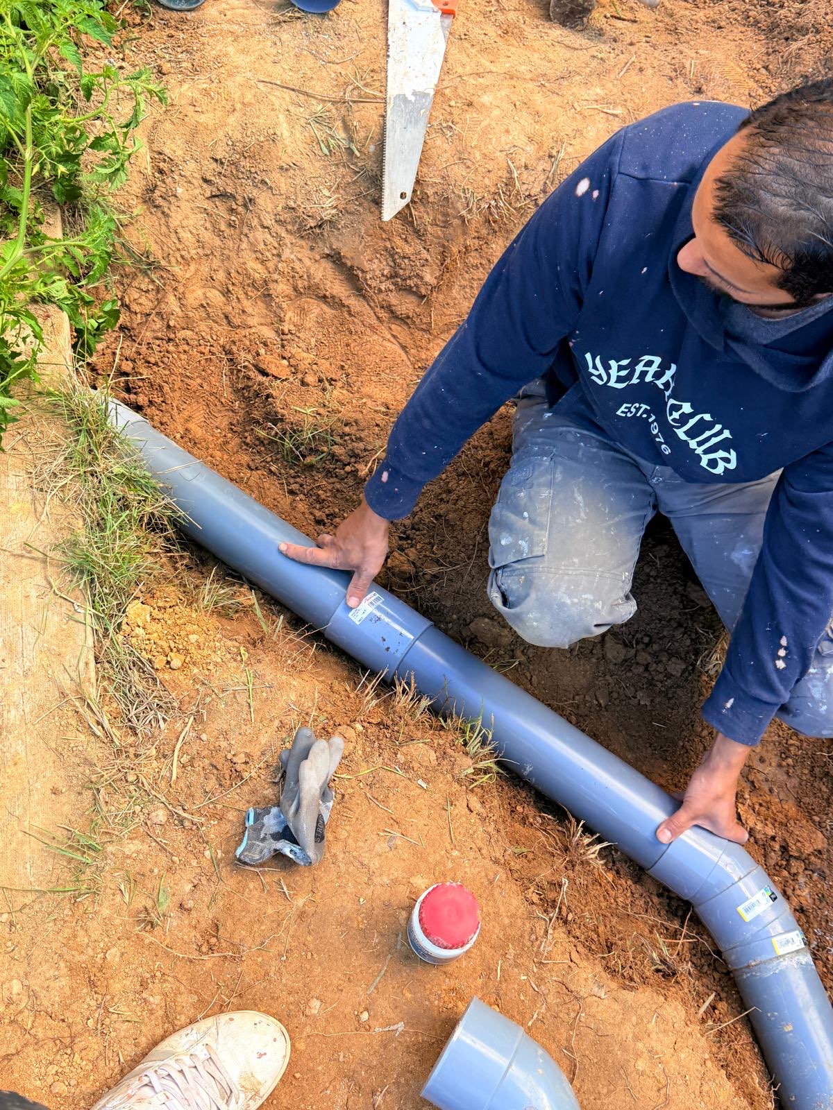 Travaux de canalisation et évacuation eaux pluviales